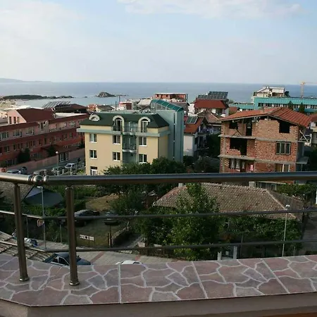 Hawaii Hotel Łozenec