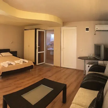 Hotel Hawaii 3*