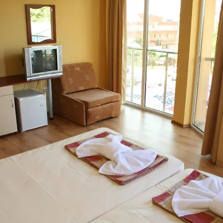 Hawaii Hotel Łozenec